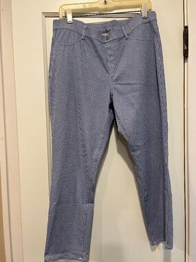 Uniqlo Stretchy Pull-on Cropped Jeans NWOT
